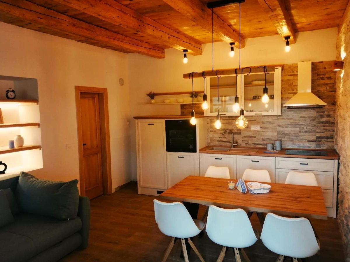 Apartments Dalmatian Stone House Turanj Exterior foto